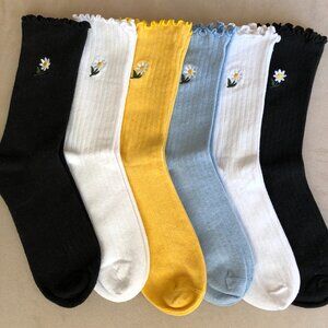6 Pairs New Women’s Crew Socks. Ruffle Socks For Women
